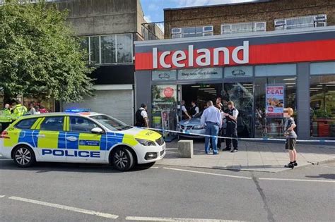 bermondsey iceland crash.